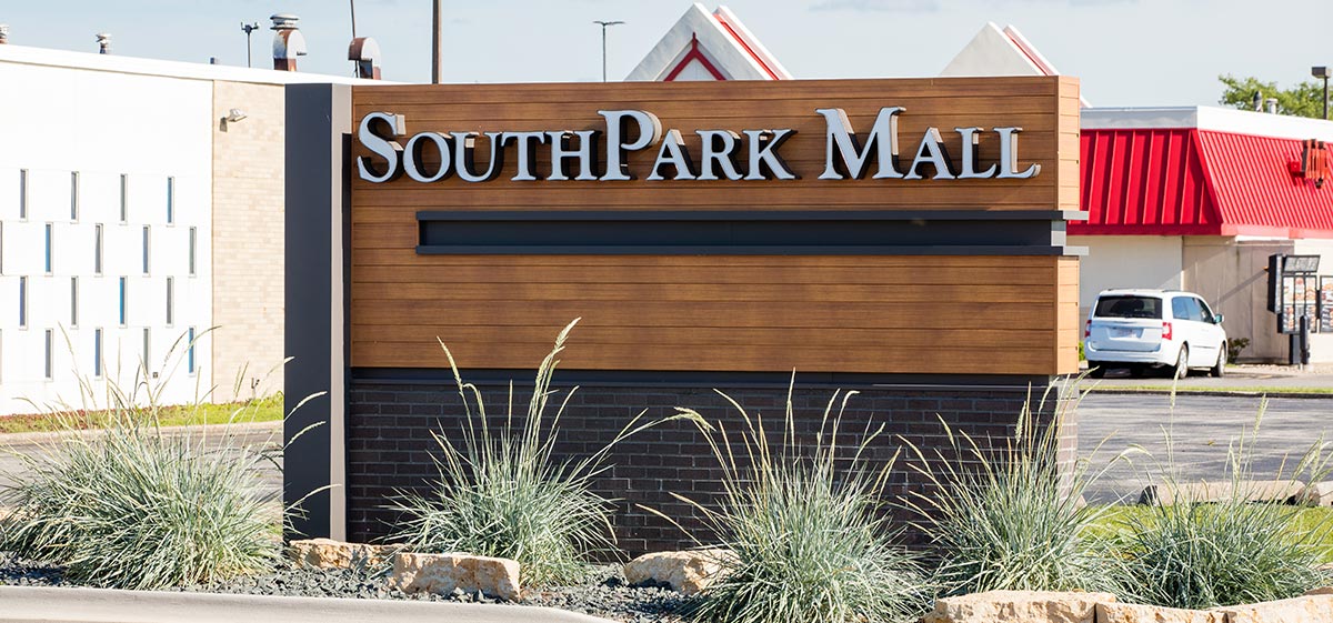 Driving directions to SouthPark Mall, 4500 South Park Mall SE