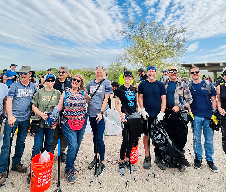 Macerich employees at a park cleanup event