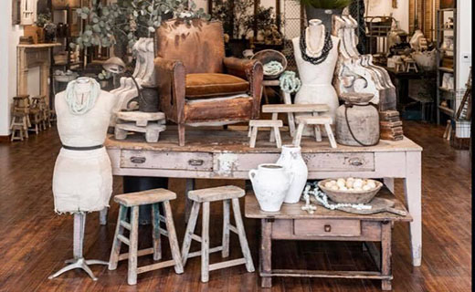 Antiques and vintage items in store