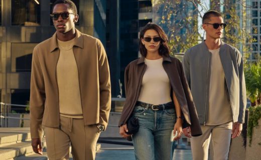 3 models walking towards the camera