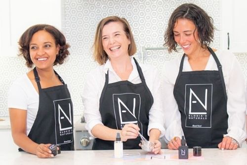 Elodies Natural Class making organic beauty solutions.