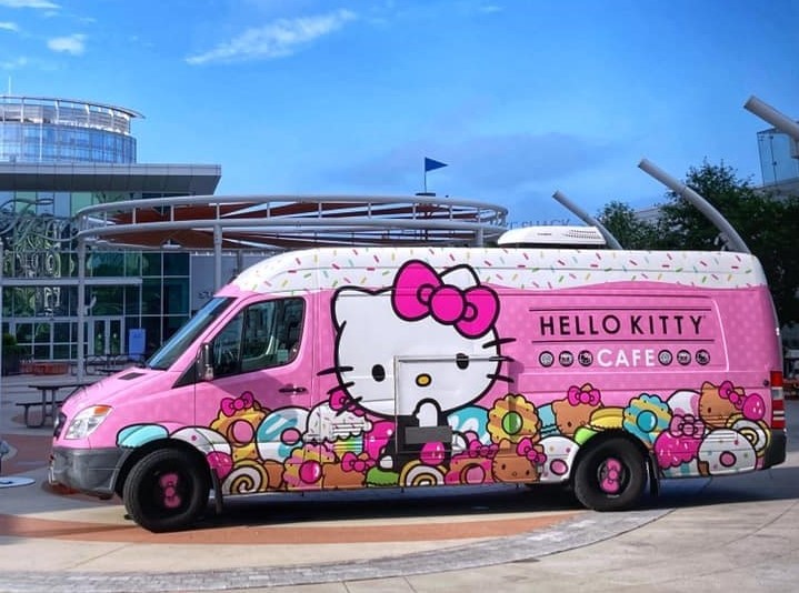 Image of Hello Kitty Cafe Truck with DC Location: Illustrated 