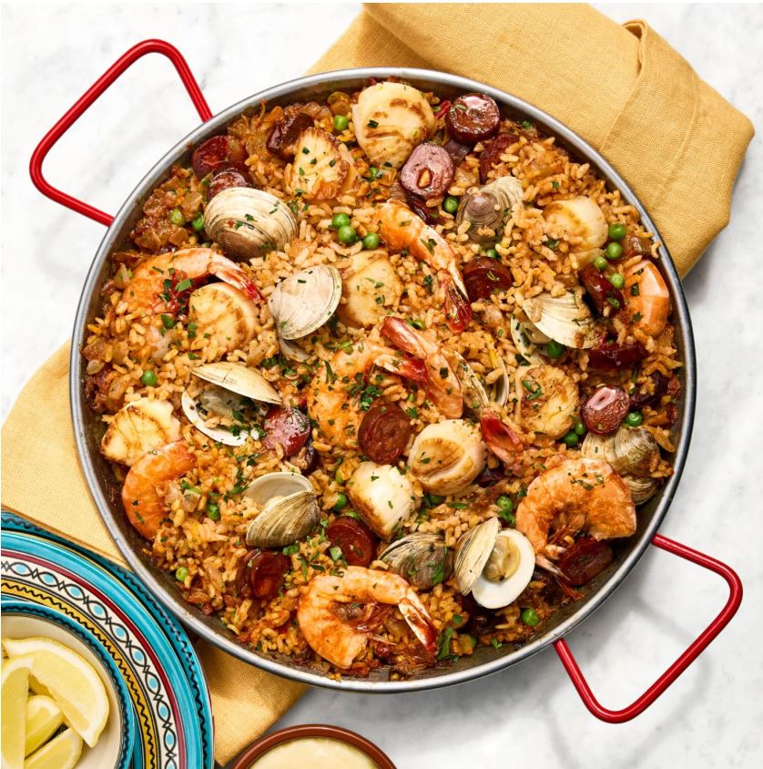 an image of Spanish paella