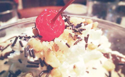 Ice cream sundae
