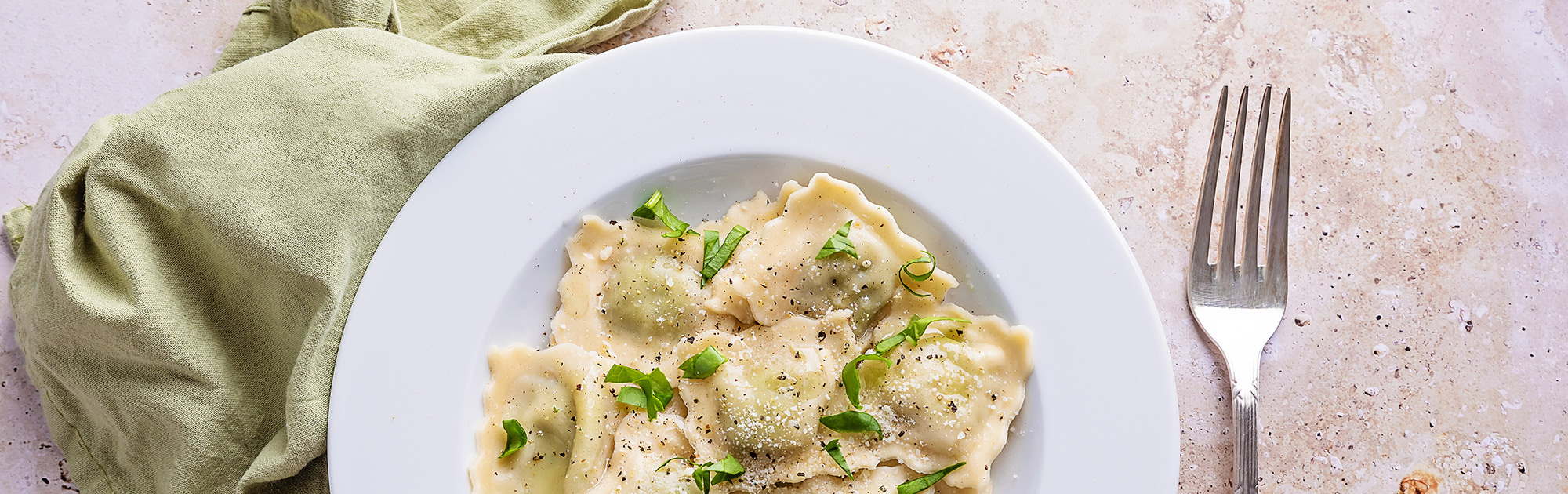 A dish of ravioli