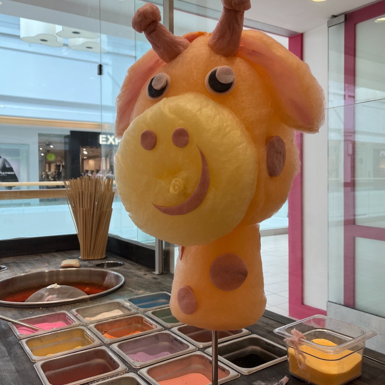 Giraffe made of cotton Candy