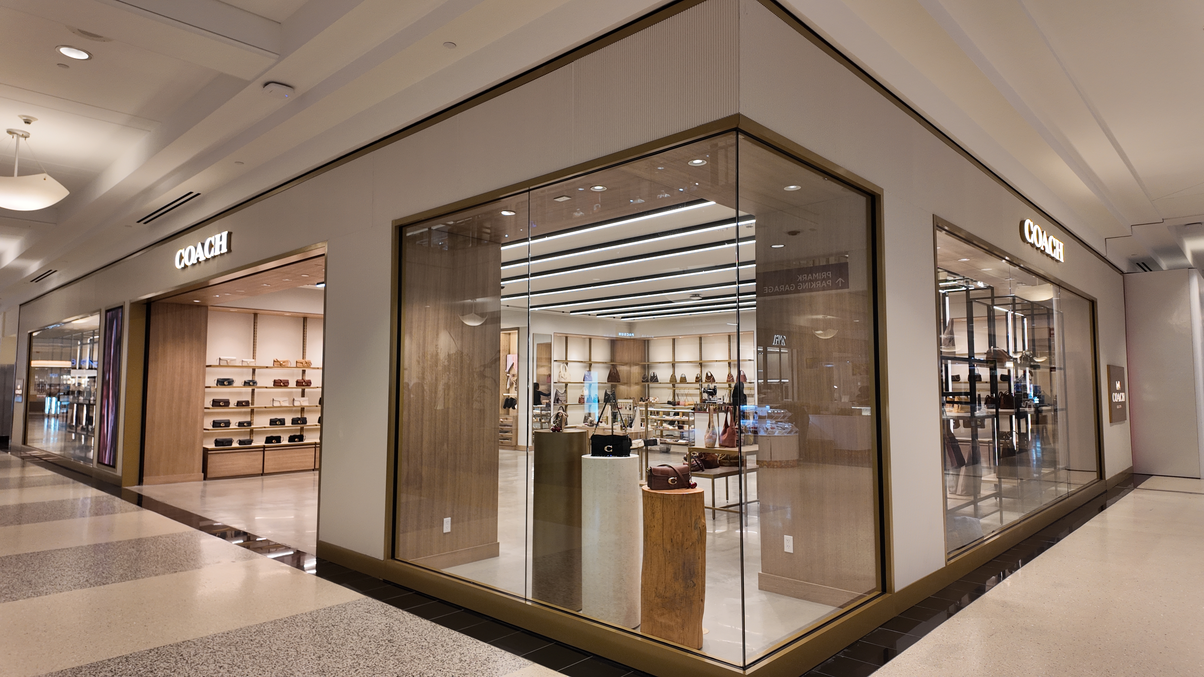 Coach storefront at Kings Plaza