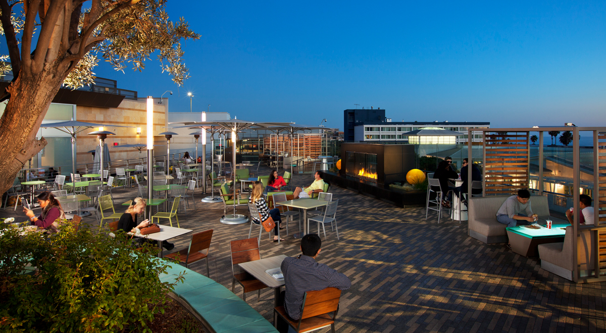 Rendering of the Dining Deck at Santa Monica Place at night