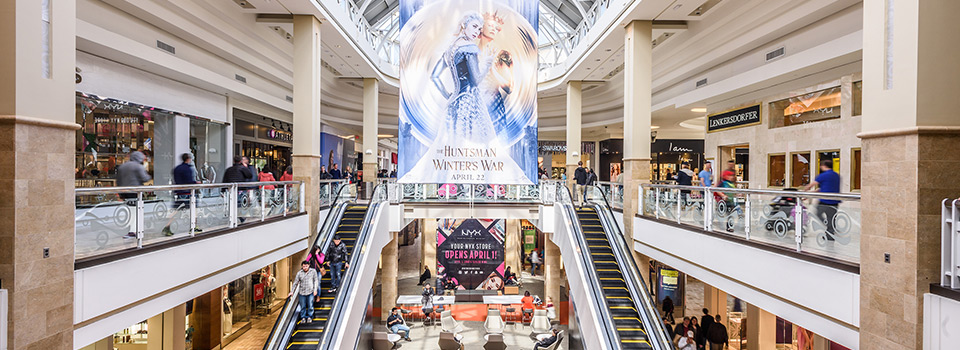 Interior area inside Tysons Corner Center