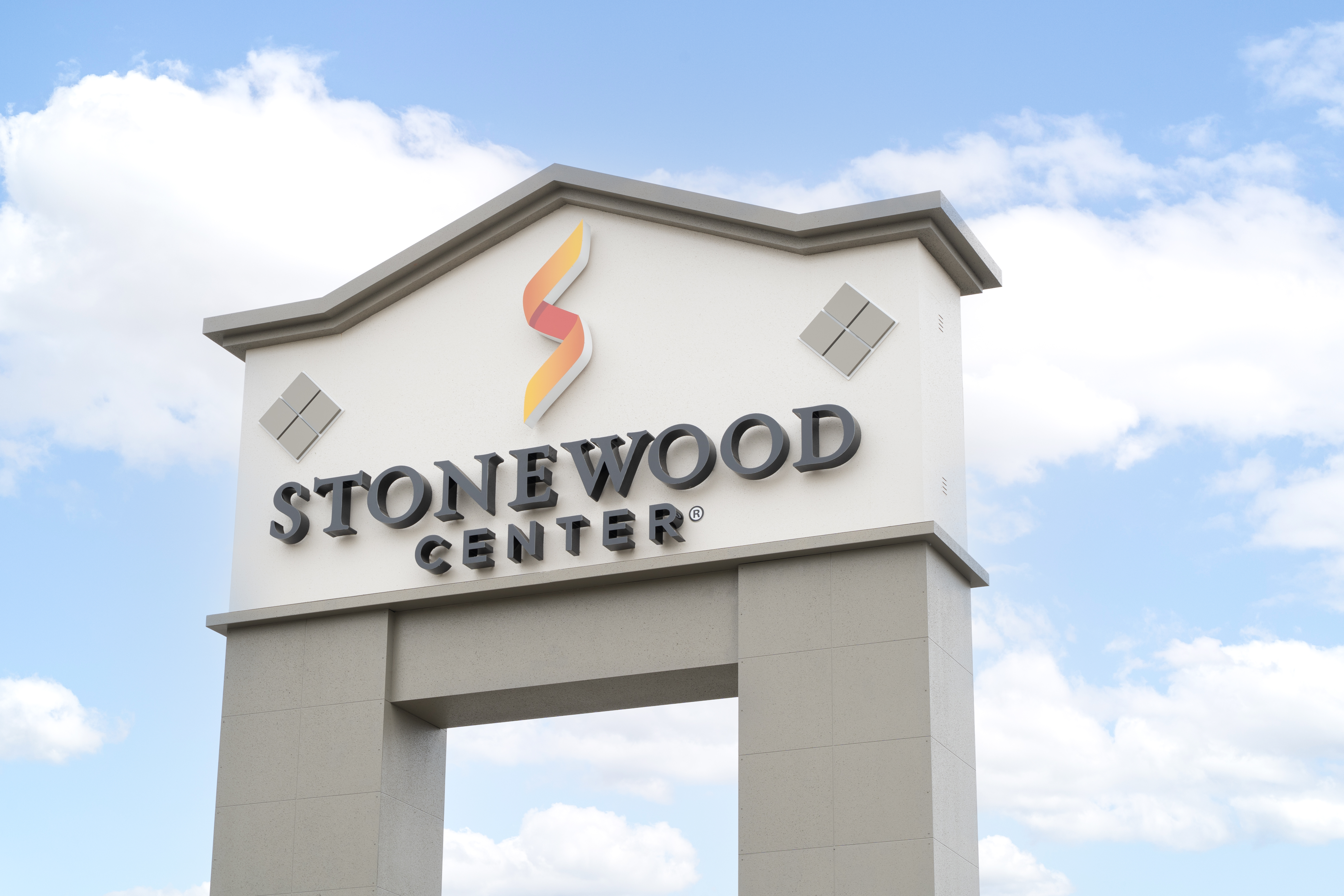 Stonewood Center's exterior signage