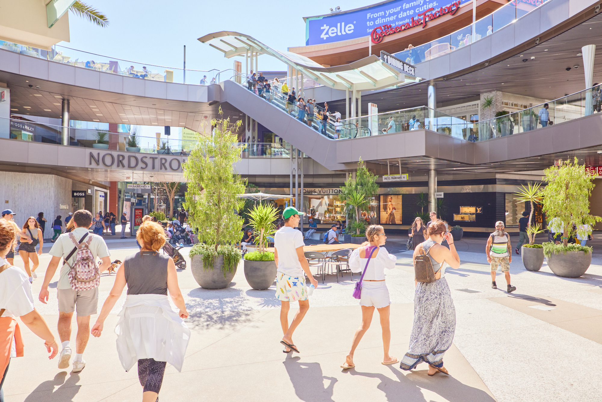 Customers in center plaza 